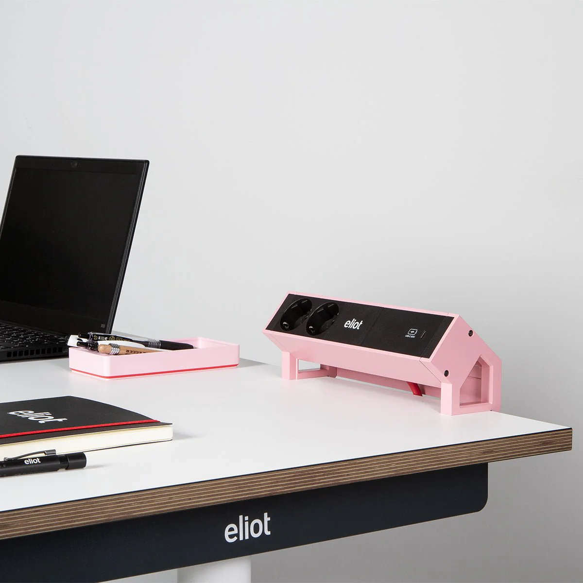 Desk Auftischsteckdose Pink mit 60W USB-C - Image 4