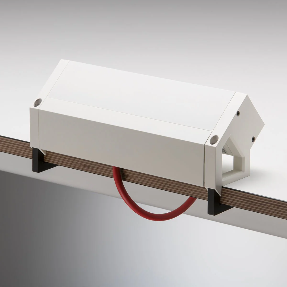 Desk White Auftischsteckdose mit 60W USB-C - Image 7