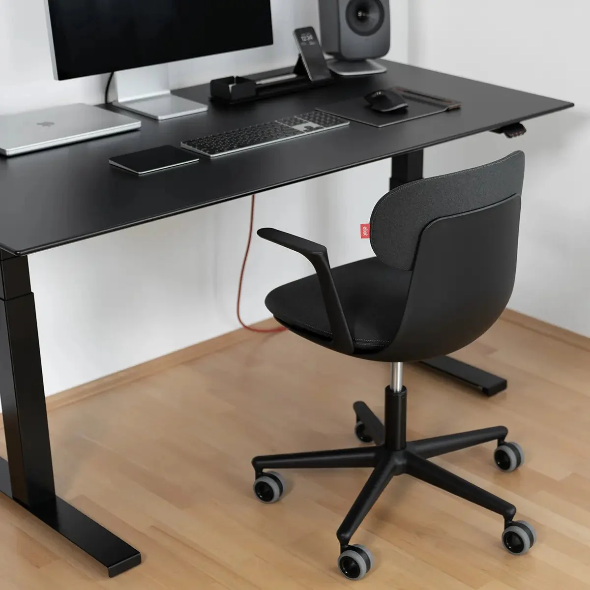 Kozy Black mit Armlehnen - Image 8