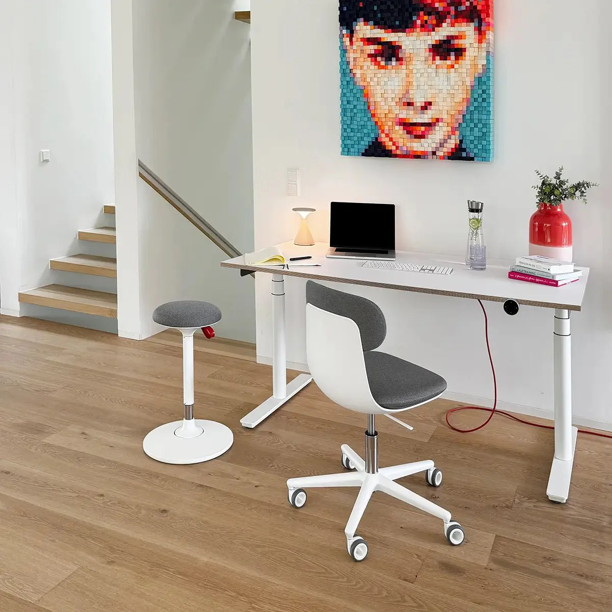 Kozy White - Image 7