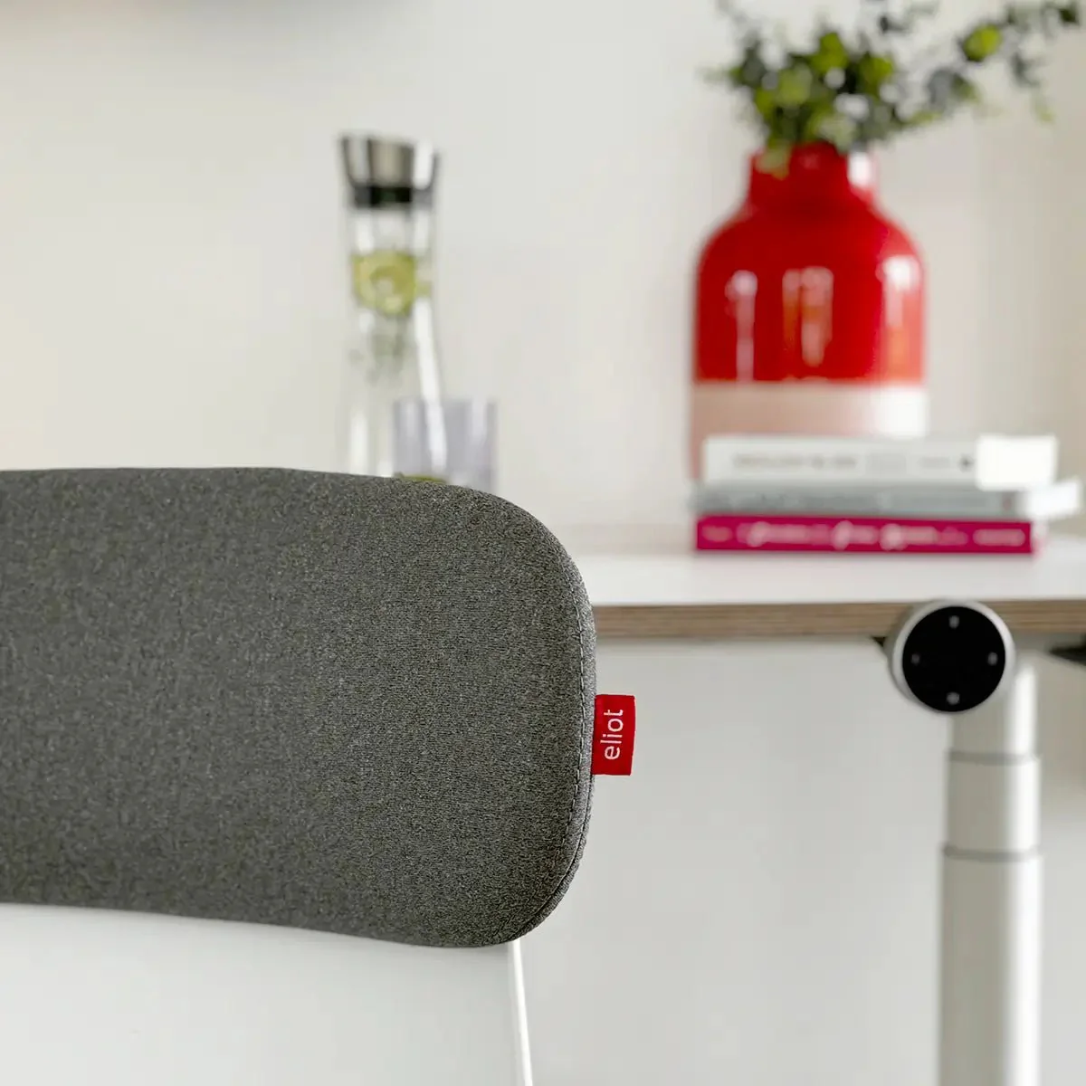 Kozy White - Image 6